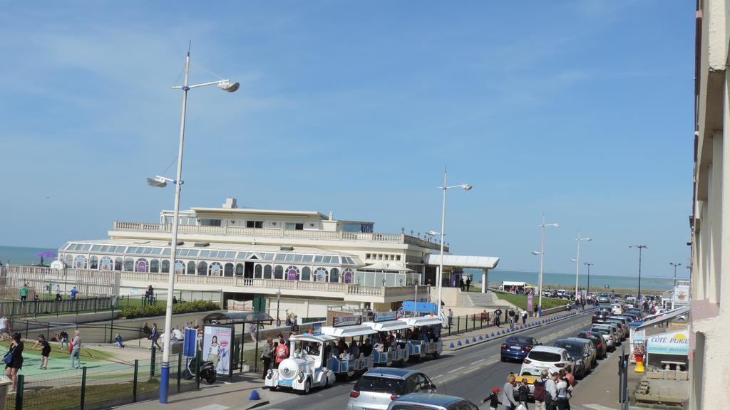 Esplanade Front De Mer 109 1Er Etage Lit Fait Wifi Taxe De Sejour Incluse Le Treport Exterior photo